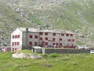 Albergo Rifugio PIAN DEL RE